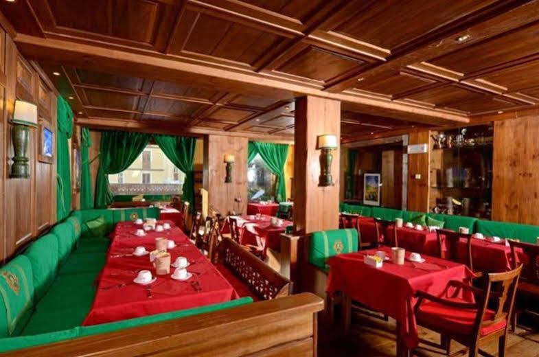 Hotel Punta Maquignaz Breuil-Cervinia Zewnętrze zdjęcie